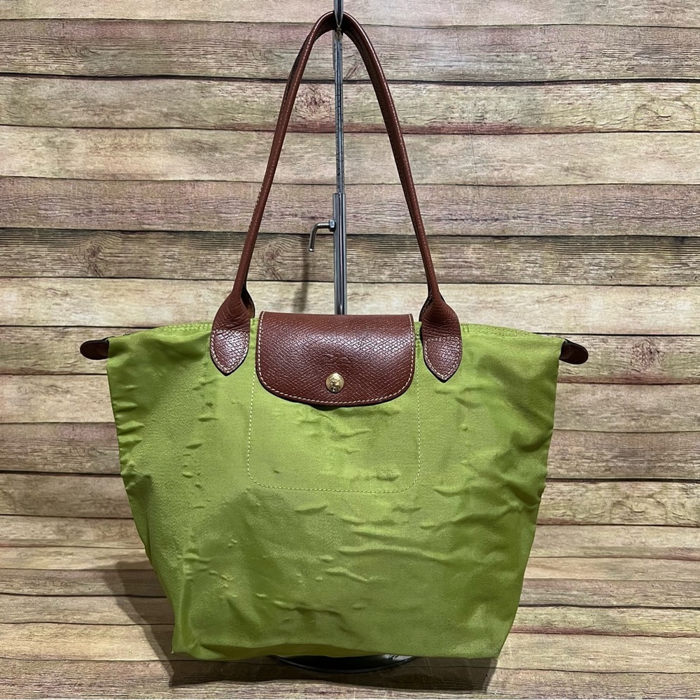 Longchamp Le Pliage Green Medium Tote